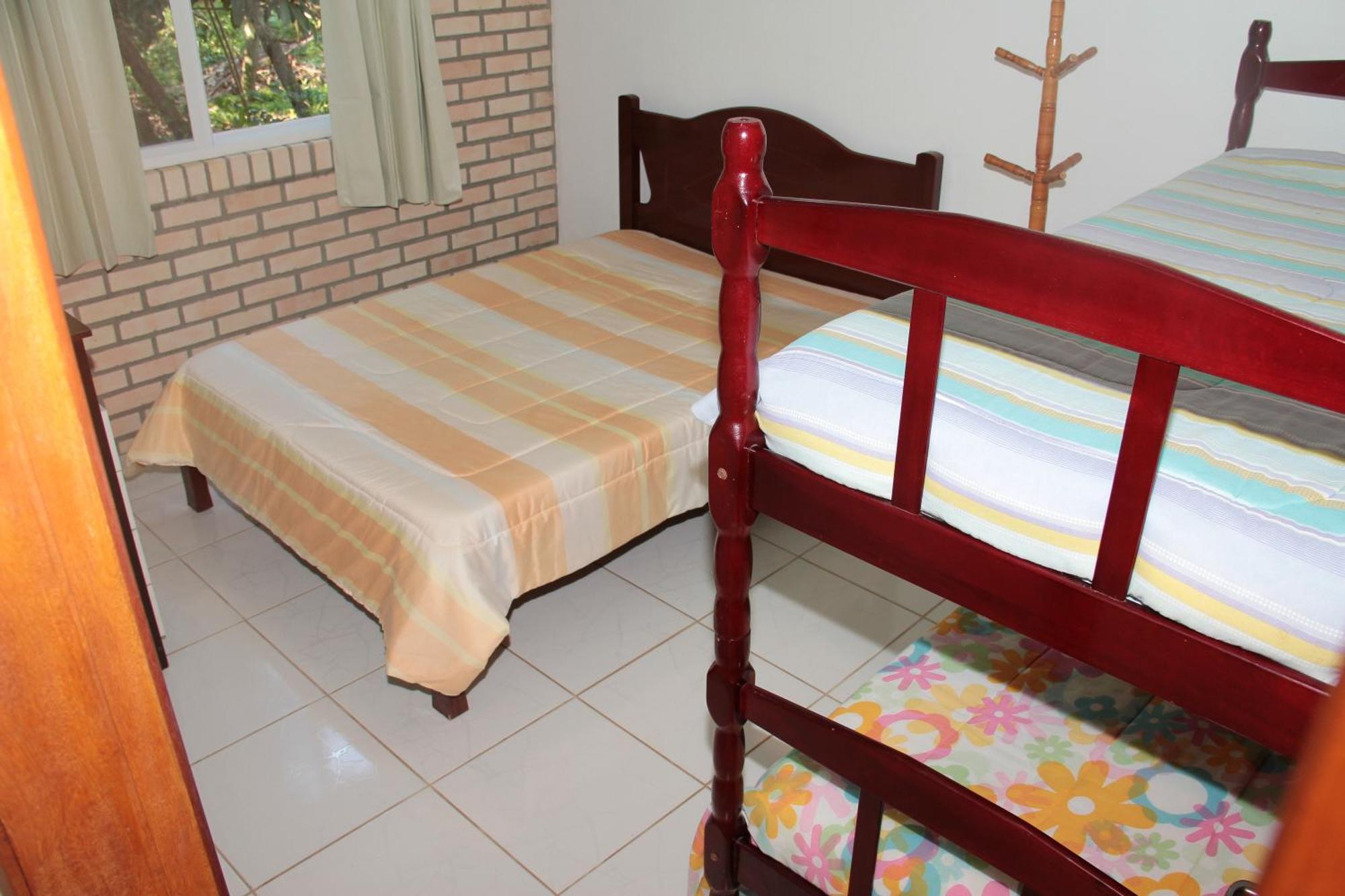 מלון בומבינאס Residencial Aracua חדר תמונה