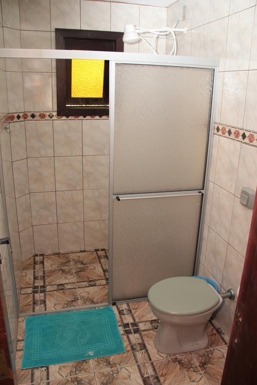 מלון בומבינאס Residencial Aracua חדר תמונה