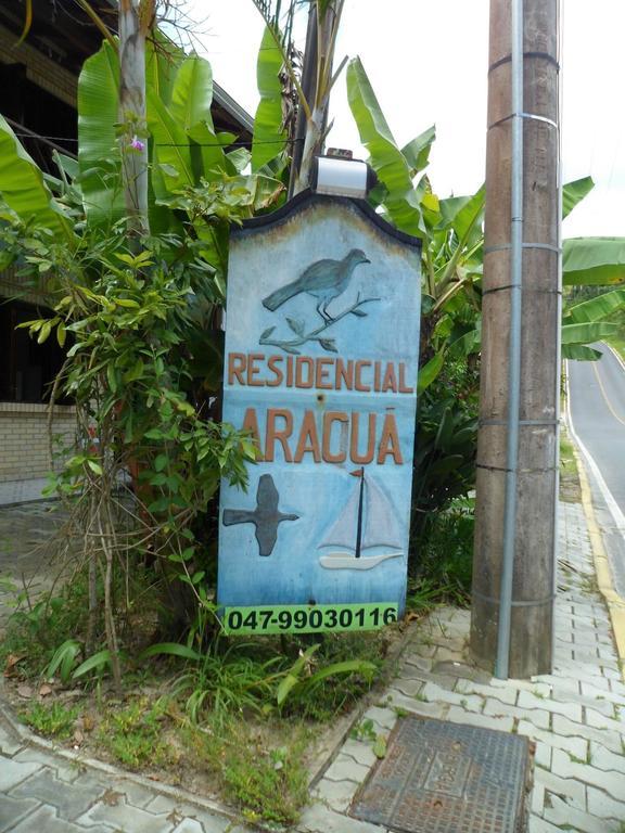 מלון בומבינאס Residencial Aracua מראה חיצוני תמונה